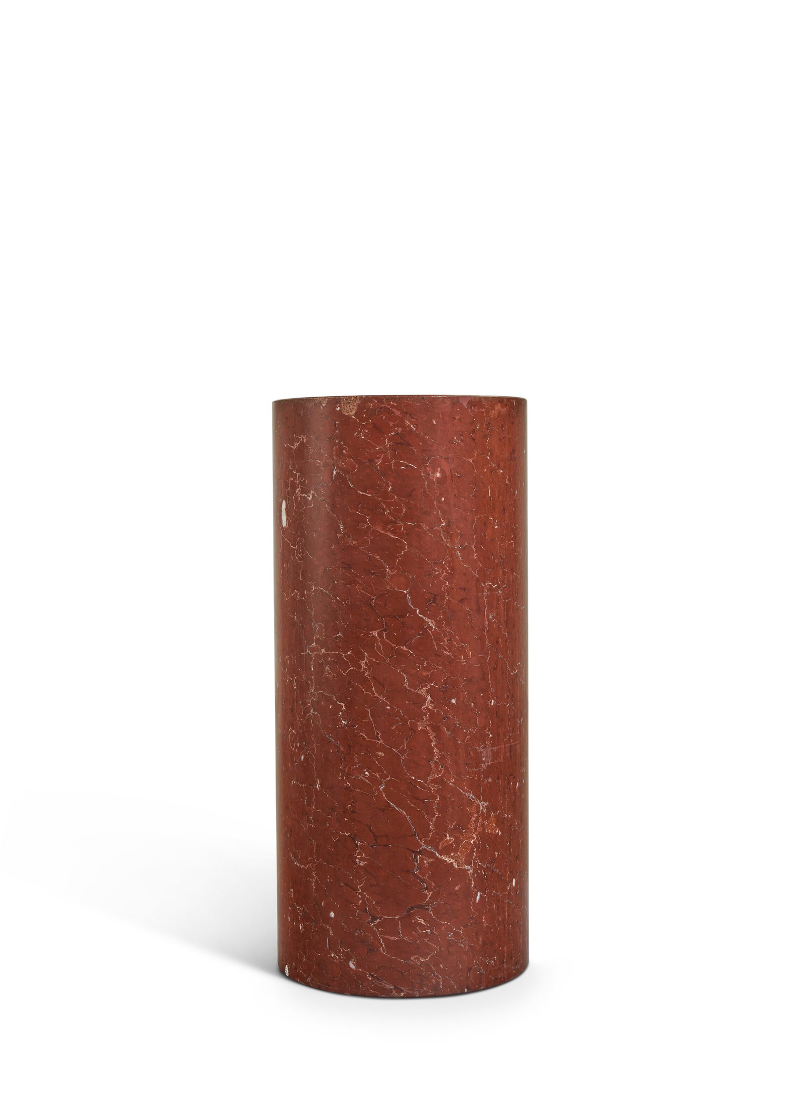 COLONNE: Details COLONNE XIXE OU XXE SIÈCLE marbre rouge veiné blanc à inclusions de coquillages H. 71 cm. (28 in.) Further details A VEINED RED MARBLE COLUMN, 19TH OR 20TH CENTURY