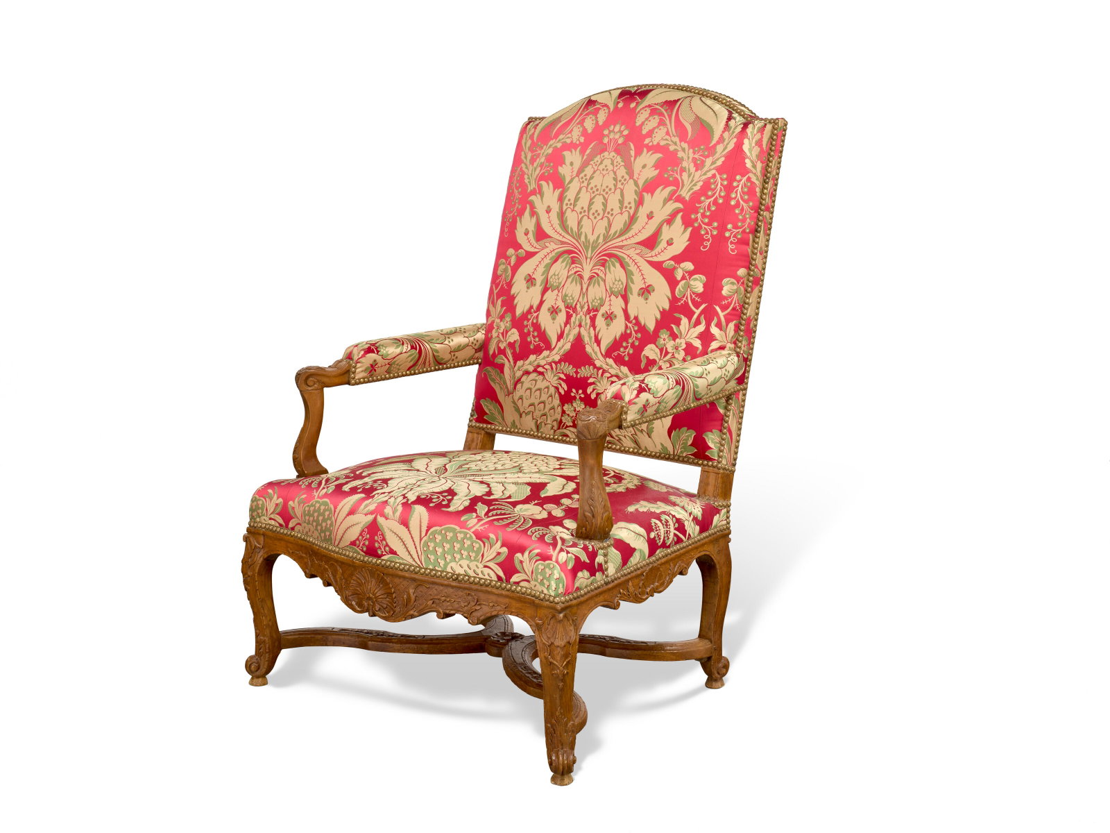FAUTEUIL D’ÉPOQUE RÉGENCE: Details FAUTEUIL D’ÉPOQUE RÉGENCE VERS 1720 En hêtre mouluré et sculpté, le dossier haut et droit entièrement couvert, les accotoirs droits garnis de manchettes rem