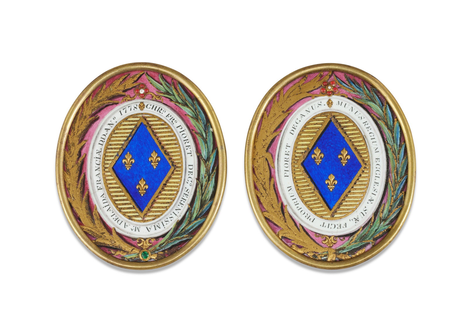 JOSEPH COTEAU (1740-1812), 1778: Details JOSEPH COTEAU (1740-1812), 1778 Paire de médaillons aux armes de France et dédicacés à Adélaïde de France (1732-1800) émail peint polychrome et à rehaut