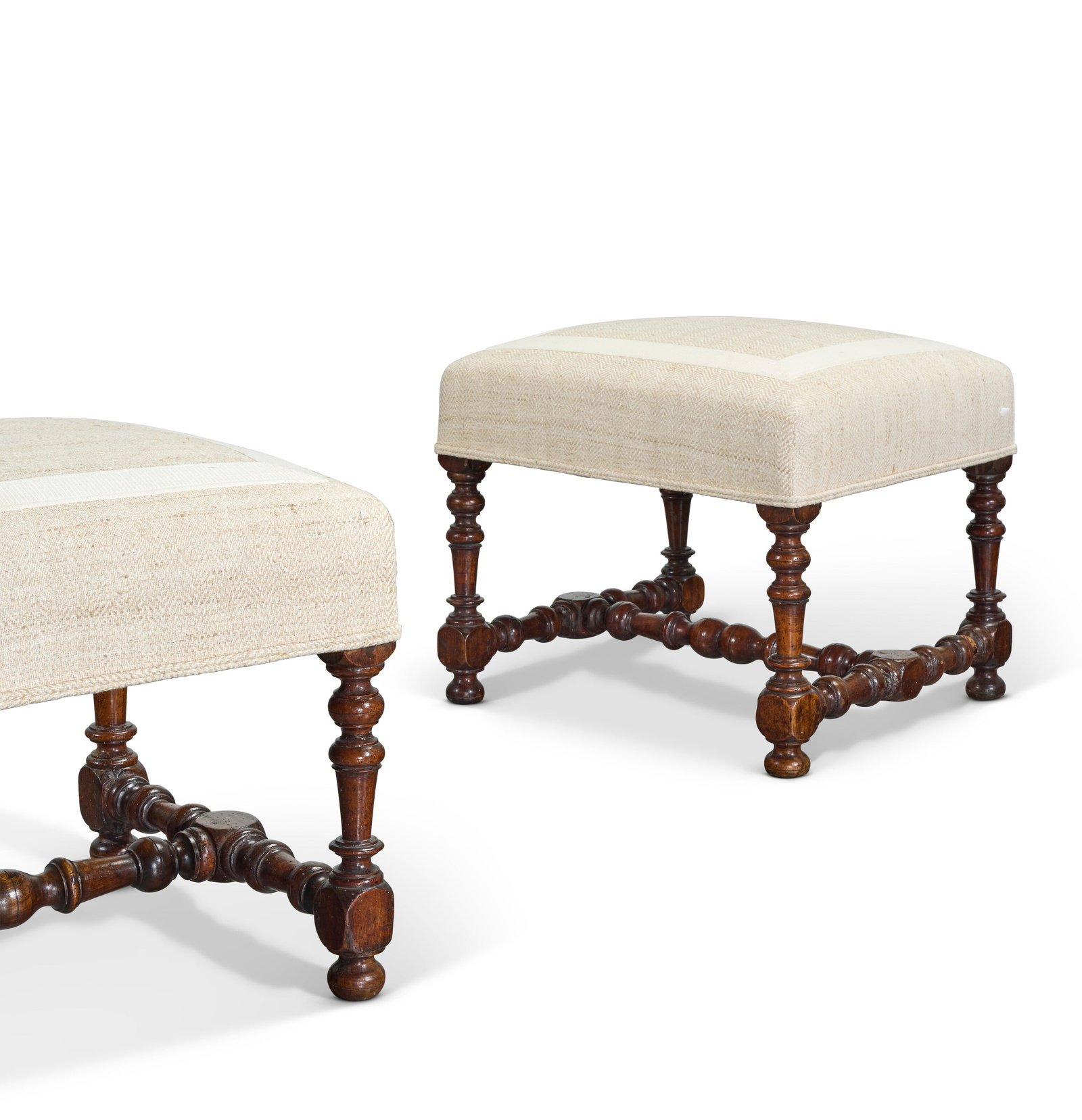 PAIRE DE TABOURETS D’ÉPOQUE LOUIS XIV - 4