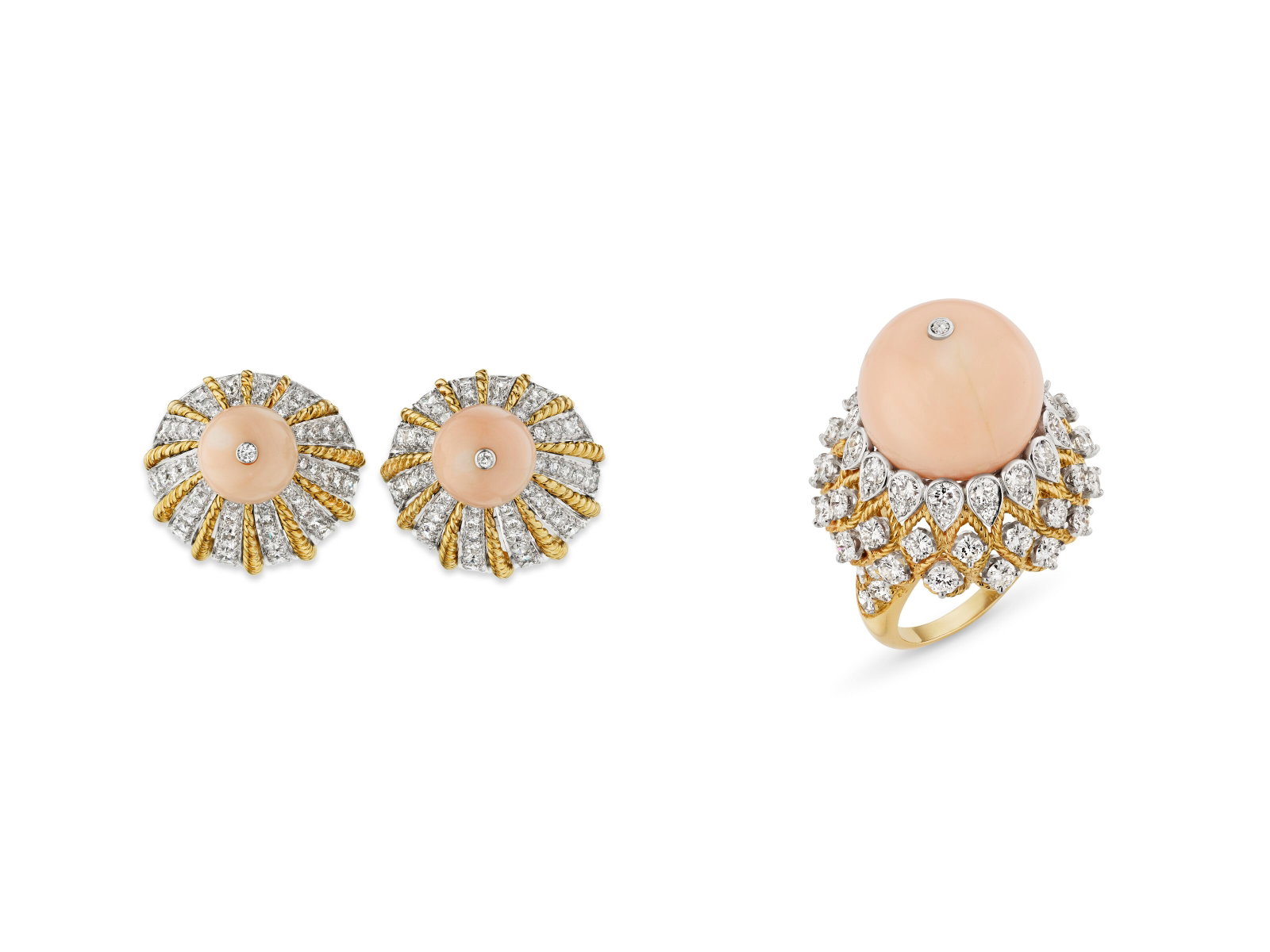 VAN CLEEF & ARPELS SET OF CORAL AND DIAMOND JEWELRY (1 of 4)
