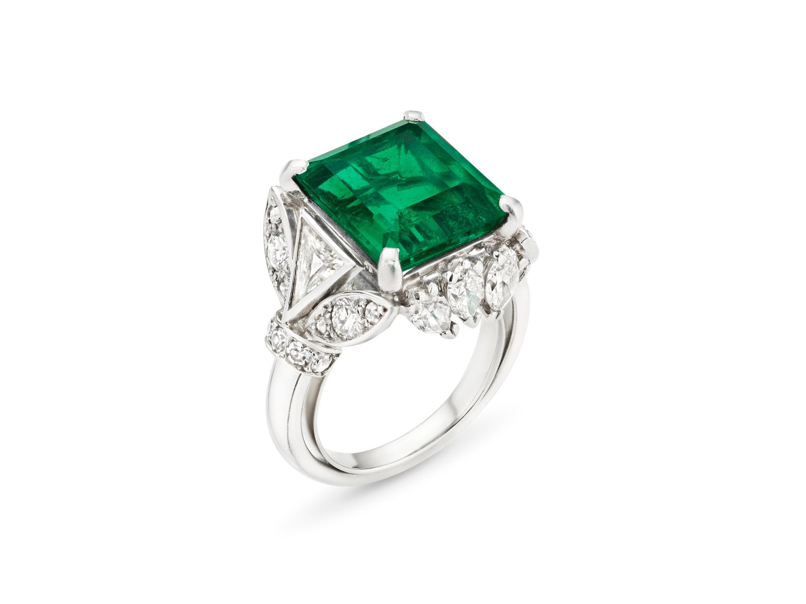 CARTIER EMERALD AND DIAMOND RING (1 of 4)