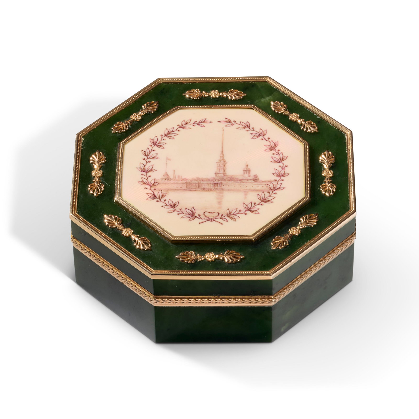 A RARE GUILLOCHÉ ENAMEL GOLD-MOUNTED NEPHRITE BOX BY FABERGÉ, WORKMASTER HENRIK: Details A RARE GUILLOCHÉ ENAMEL GOLD-MOUNTED NEPHRITE BOX BY FABERGÉ, WORKMASTER HENRIK WIGSTRÖM, ST. PETERSBURG, 1904-1908, SCRATCHED INVENTORY NUMBER 11927 Octagonal, the nephrite bod