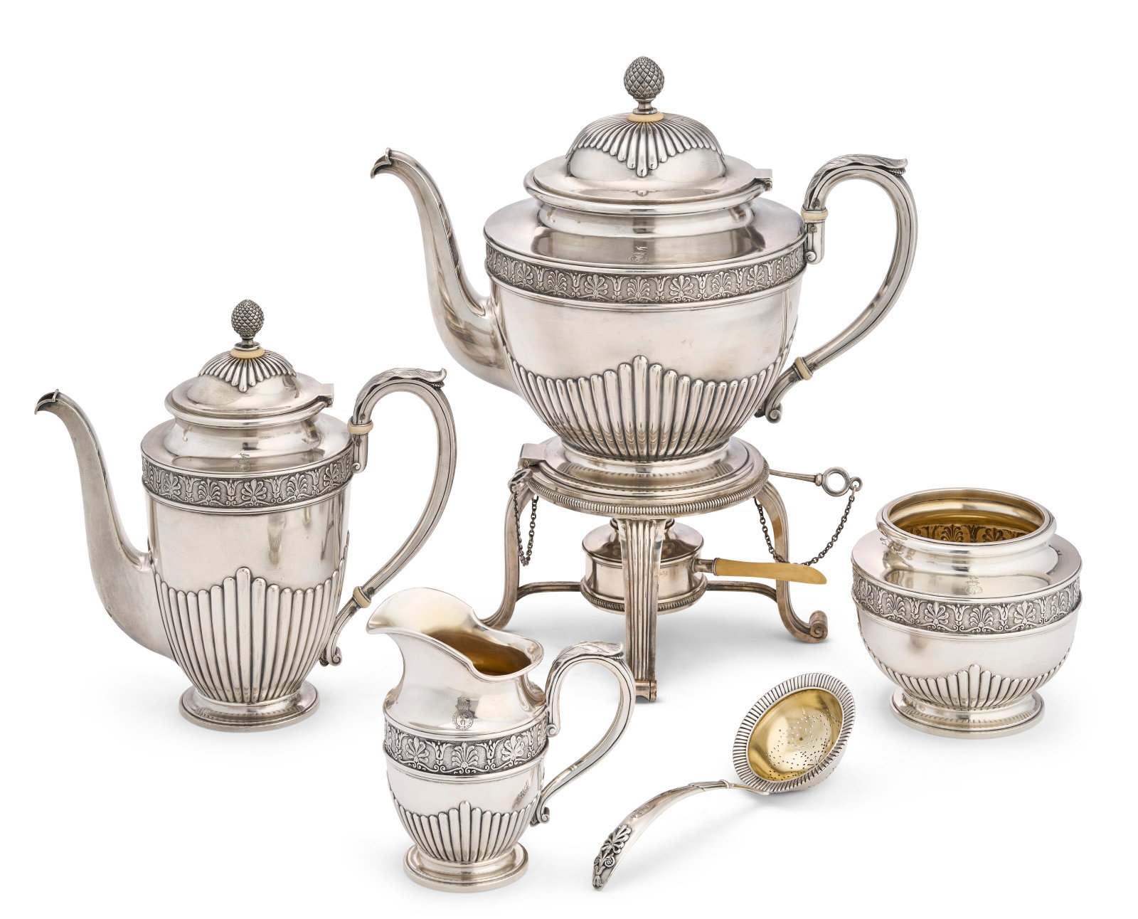 A FIVE-PIECE SILVER TEA SERVICE BY FABERGÉ, WORKMASTERS STEFAN AND KONSTANTIN VÄKEVÄ: Details A FIVE-PIECE SILVER TEA SERVICE BY FABERGÉ, WORKMASTERS STEFAN AND KONSTANTIN VÄKEVÄ (WÄKEVÄ), AND JULIUS RAPPOPORT, ST. PETERSBURG, 1899-1904 Comprising a teapot, ket