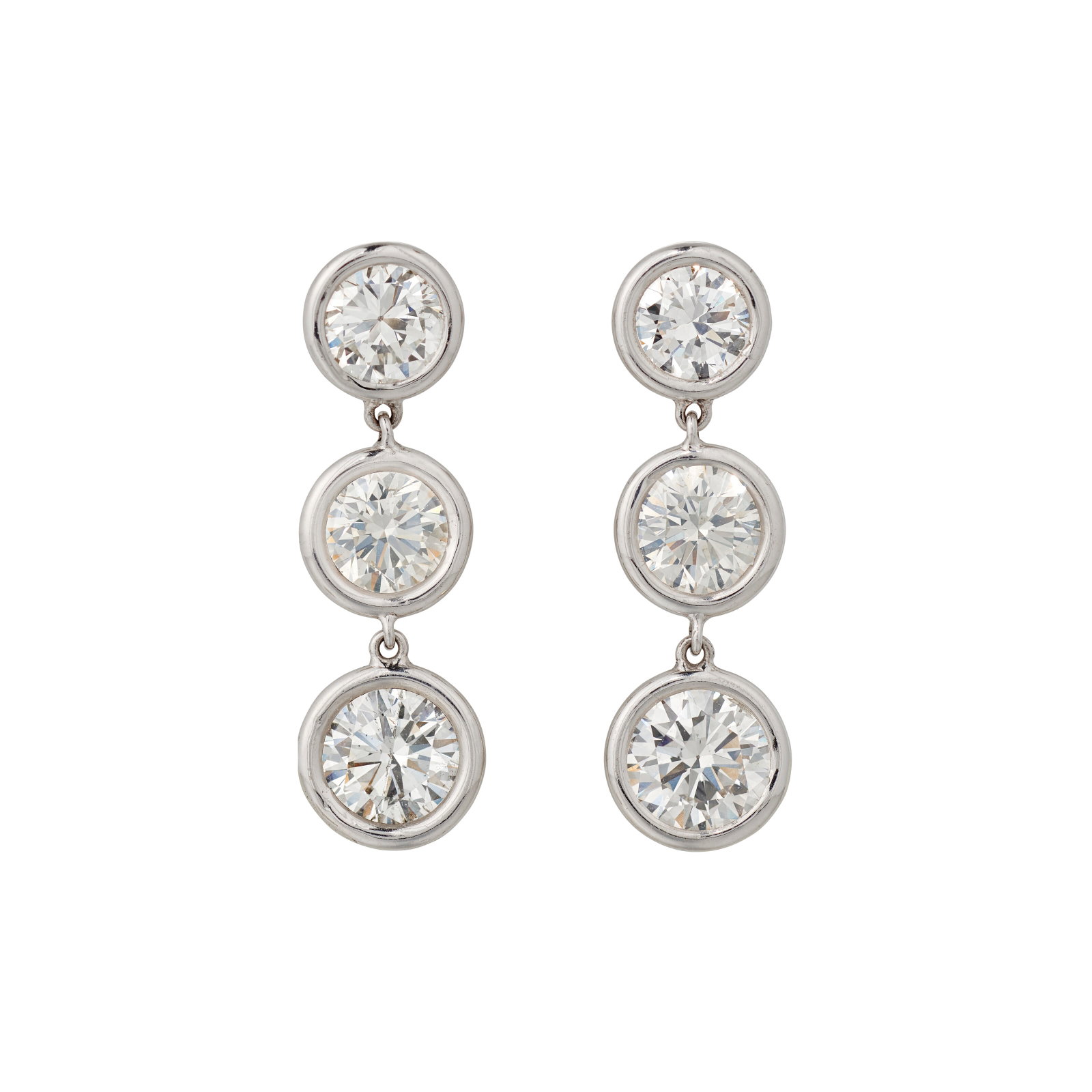 DIAMOND EARRINGS: Details Circular-cut diamonds Size/Dimensions: 3.0 cm Gross Weight: 6.3 grams