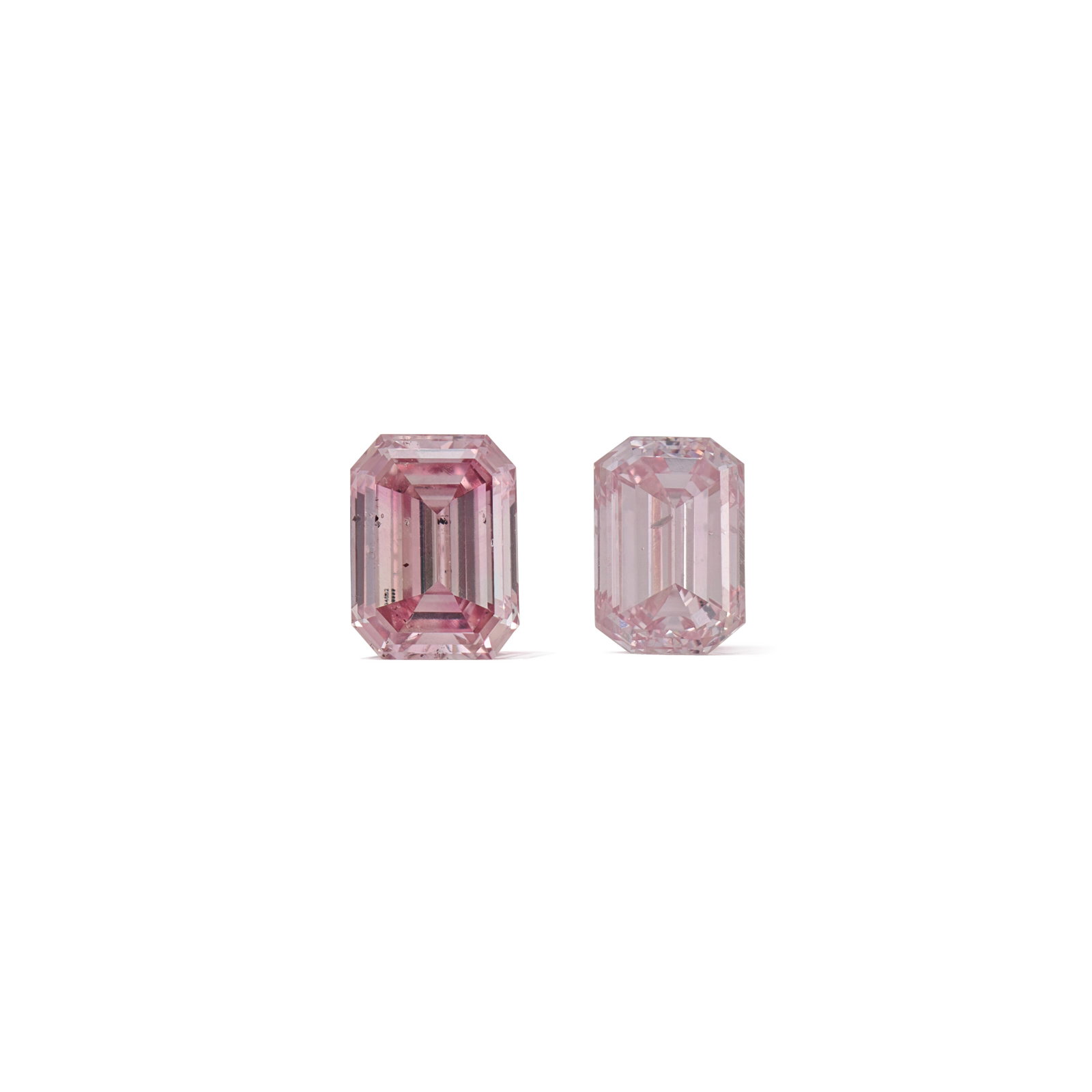 TWO UNMOUNTED COLOURED DIAMONDS (1 of 2)
