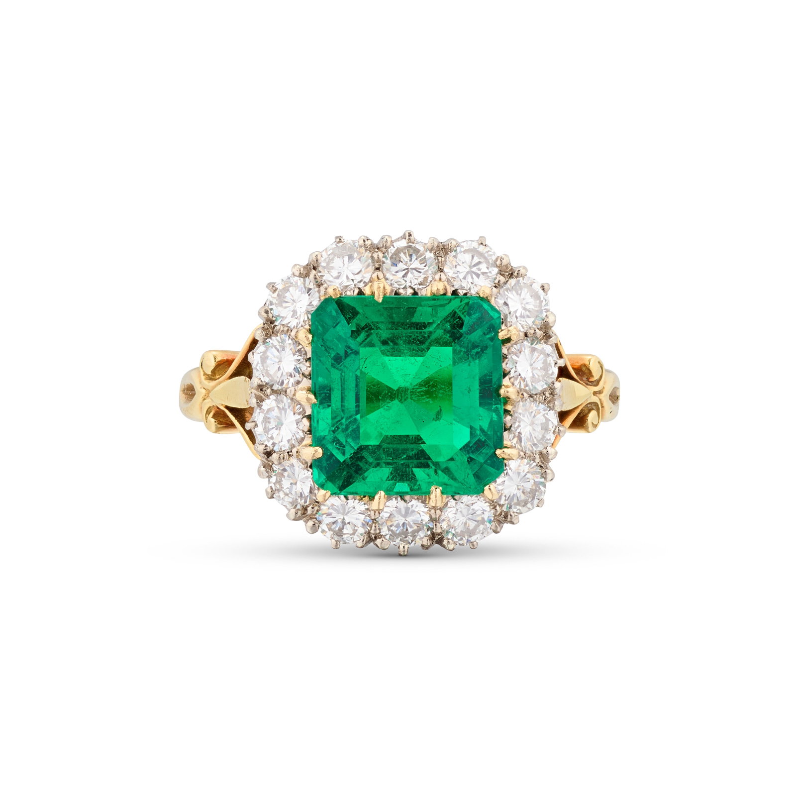 EMERALD AND DIAMOND RING - 2