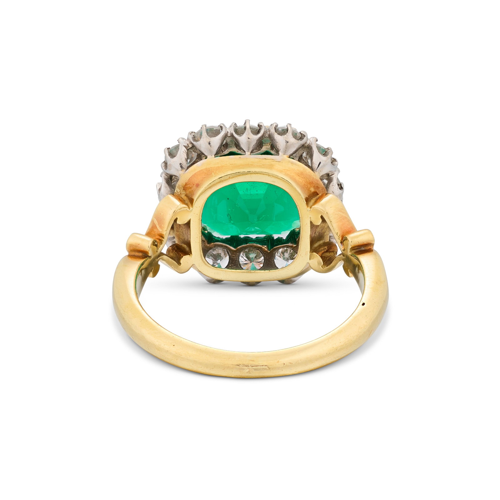 EMERALD AND DIAMOND RING - 3
