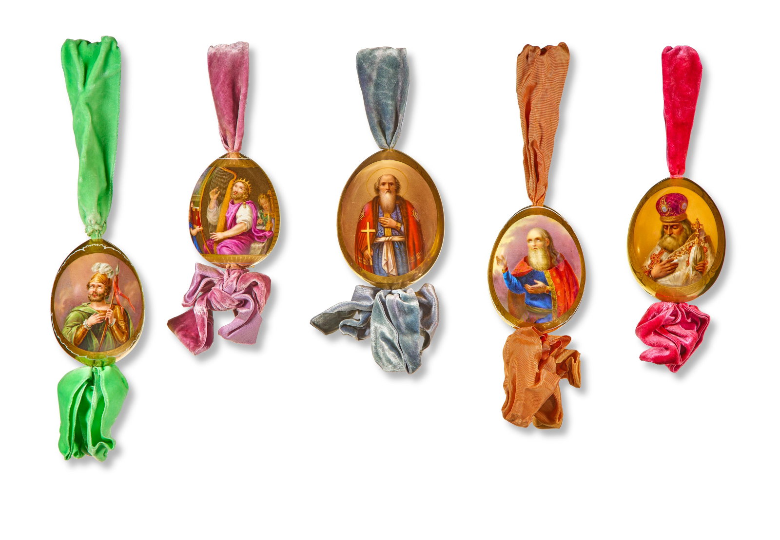 A GROUP OF FIVE RUSSIAN PORCELAIN EASTER EGGS BY THE IMPERIAL PORCELAIN FACTORY, ST. PETERSBURG, (1 of 2)