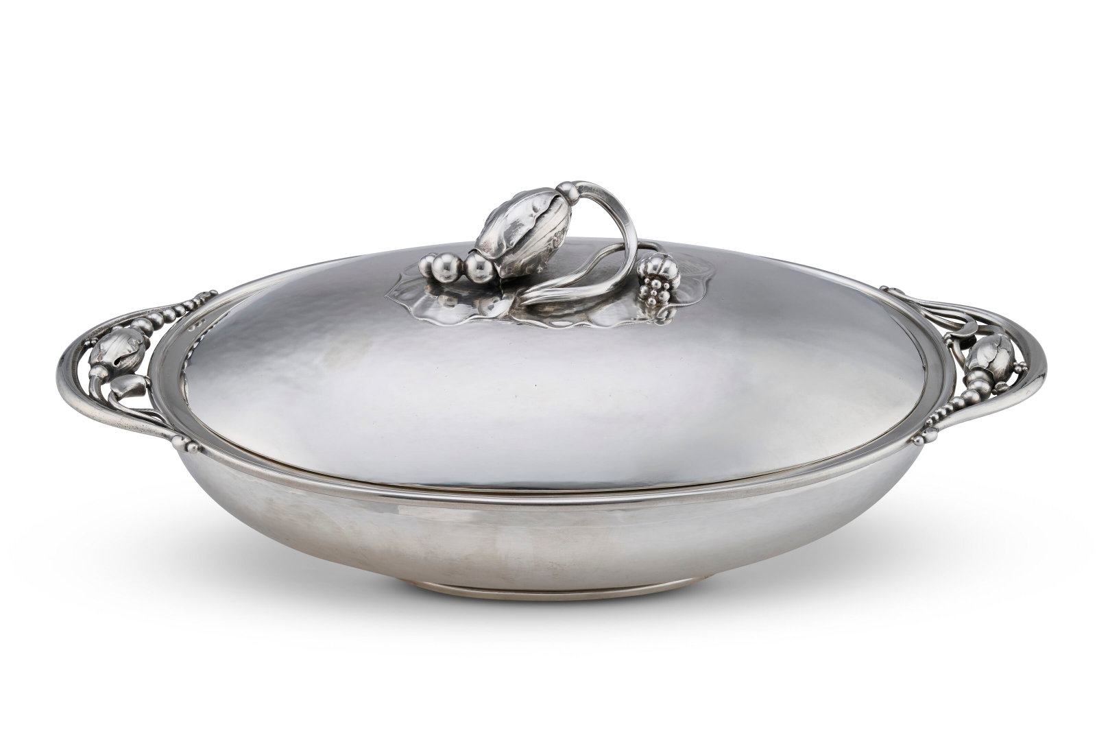 A DANISH SILVER TWO-HANDLED VEGETABLE DISH AND COVER, NO. 2C MARK OF GEORG JENSEN, COPENHAGEN, (1 of 1)
