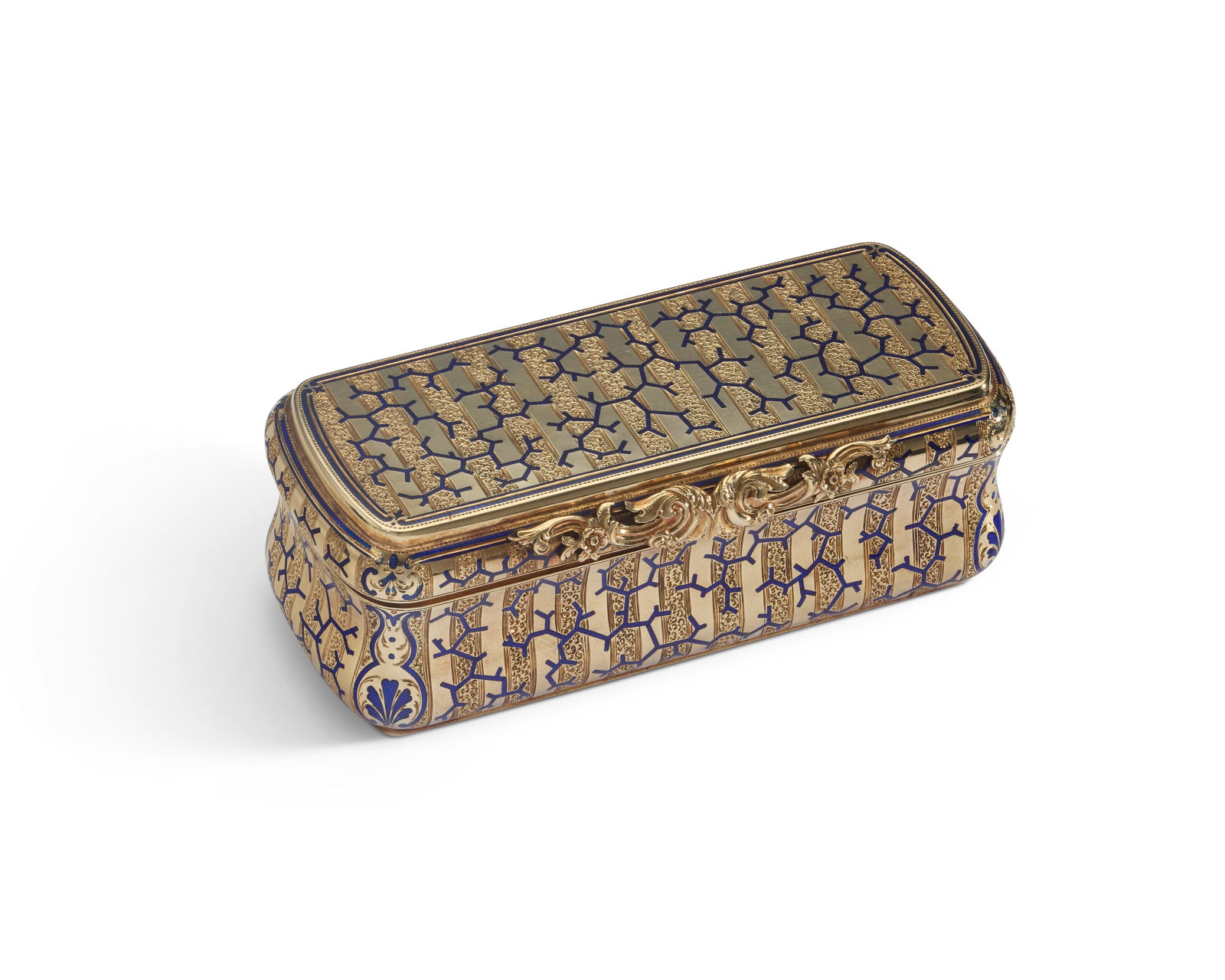 A GERMAN ENAMELED GOLD SNUFF BOX HANAU, CIRCA 1850 (1 of 2)