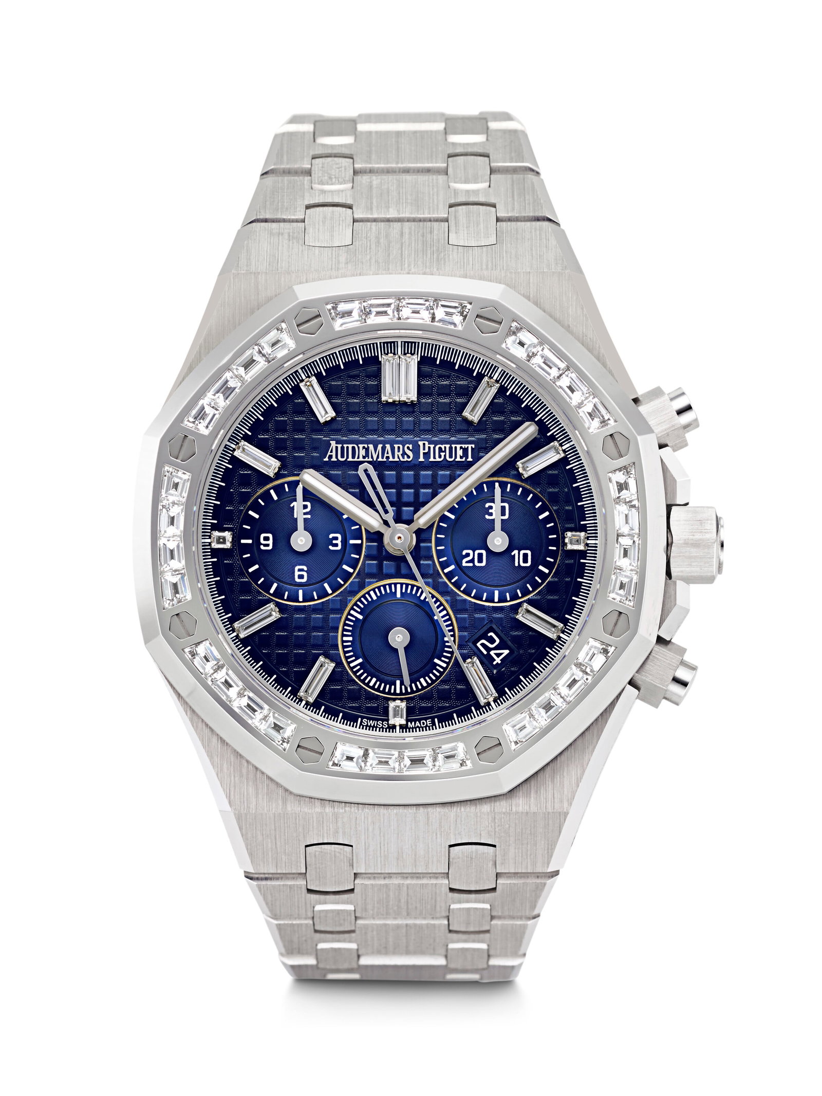 AUDEMARS PIGUET. A HIGHLY RARE AND DAZZLING LIMITED EDITION 18K WHITE GOLD AND BAGUETTE DIAMOND-SET: AUDEMARS PIGUET. A HIGHLY RARE AND DAZZLING LIMITED EDITION 18K WHITE GOLD AND BAGUETTE DIAMOND-SET AUTOMATIC CHRONOGRAPH WRISTWATCH WITH DATE, BRACELET AND BAGUETTE DIAMOND DIAL ROYAL OAK CHRONOGRAPH