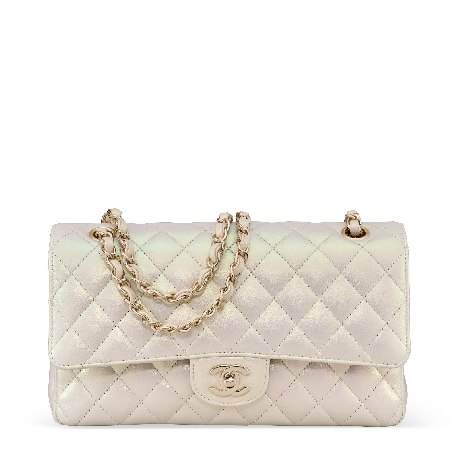 AN IRIDESCENT IVORY QUILTED LAMBSKIN LEATHER CLASSIC MEDIUM DOUBLE FLAP BAG WITH GOLD HARDWARE: Details GRADE: 1.5 25 w x 15 h x 6 d cm Includes dust bag.