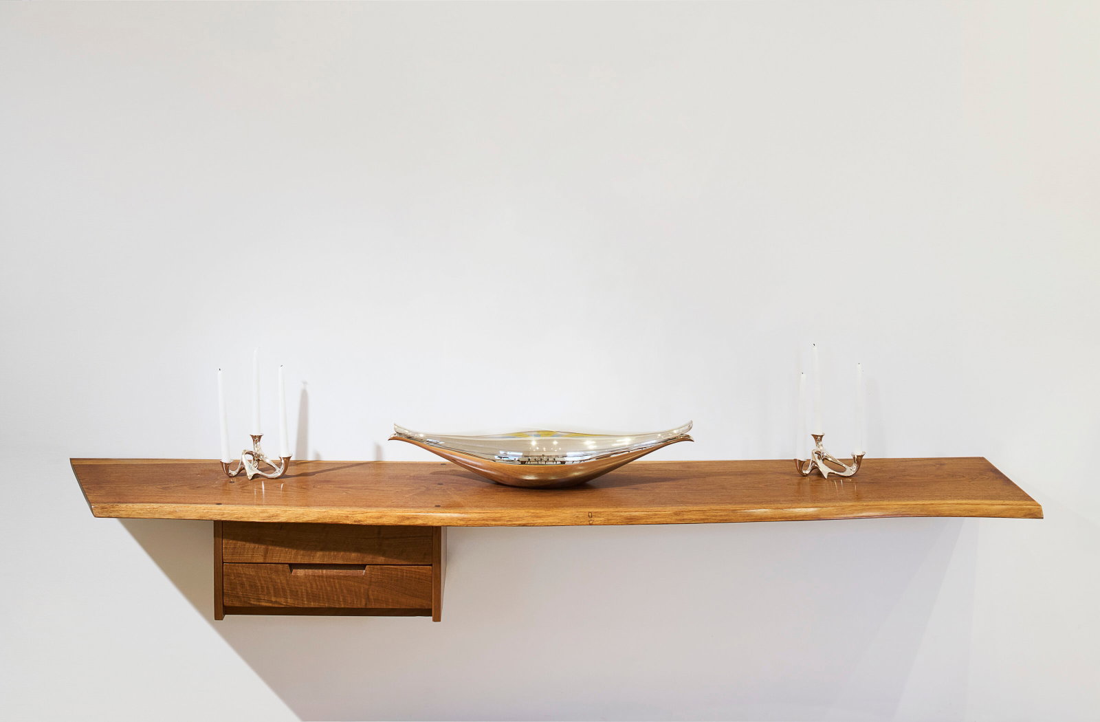 GEORGE NAKASHIMA (1905-1990) Hanging Wall Shelf, 1961 (1 of 4)