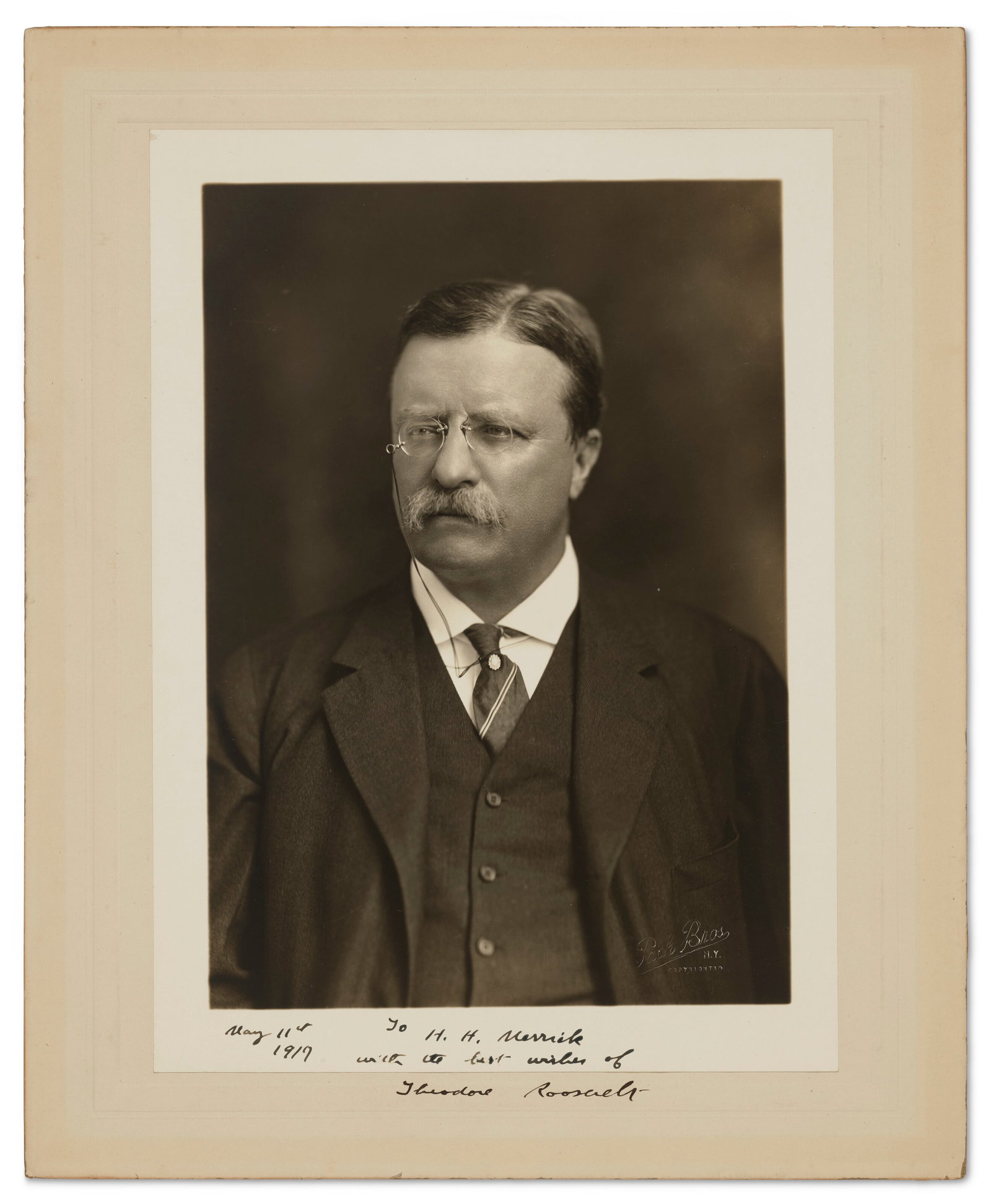 SIGNED PORTRAIT, INSCRIBED TO A POLITICAL ALLY (1 of 2)
