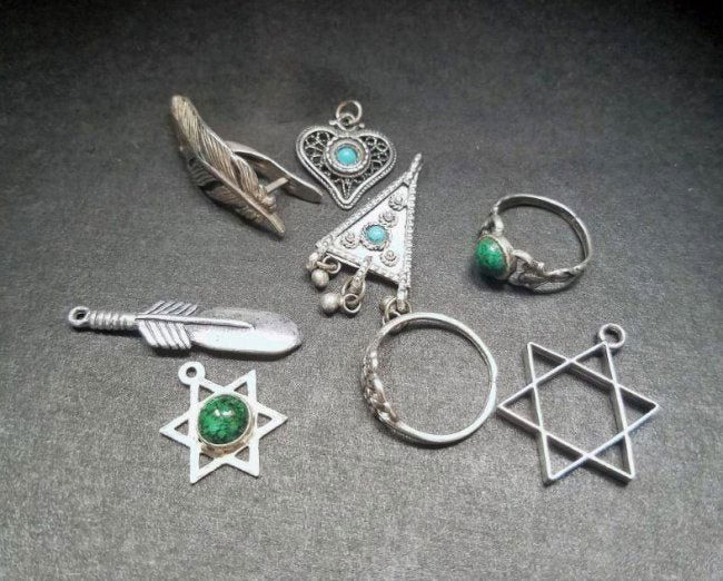 Vintage Unique 8 Sterling Pendants Brooches Rings Lot! (1 of 3)