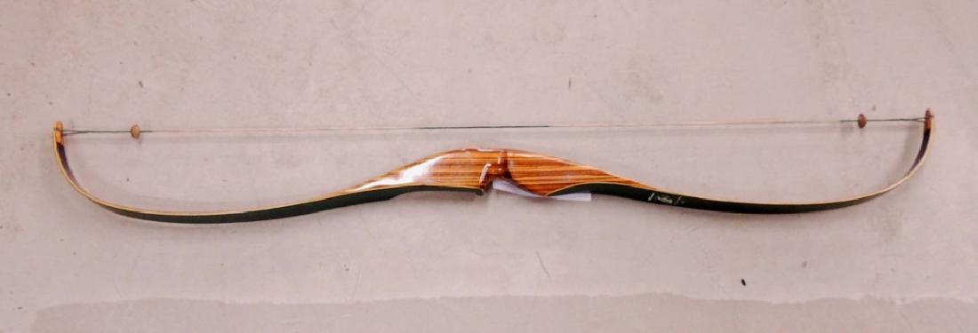 Ben Pearson Hunter Recursive Bow 45# Shot 8 pt Deer,: Shot 8 pt Deer, Lightly used, stored with string reversed