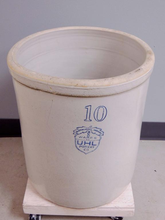 10 Gallon UHL Pottery Stoneware Crock (1 of 3)