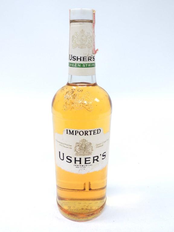 1982 Usher's Scotch Whisky: 750 ml, If you require shipping, please talk to Ian before bidding.