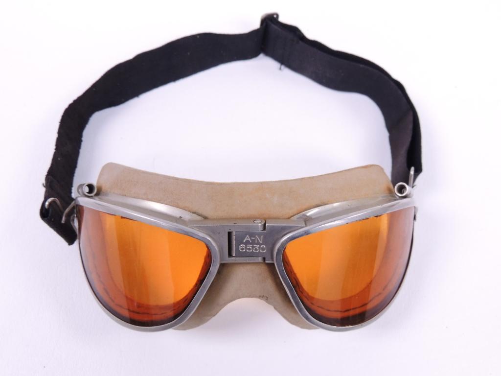 WWII Army Navy Air Force Pilot Goggles: AN 6530 with amber lenses
