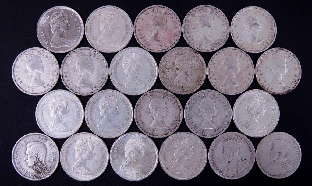 Canadian silver quarters (19) (1 of 2)