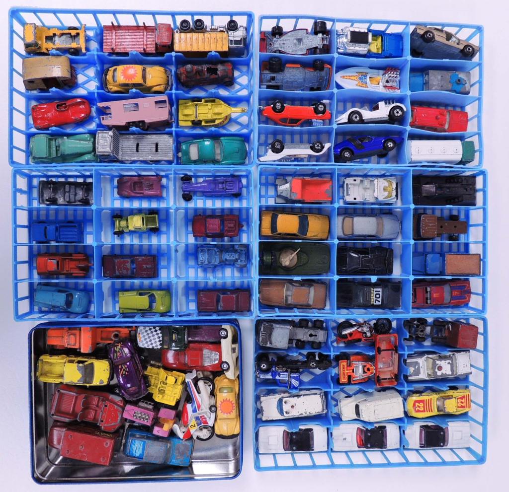 74 Vintage Die Cast cars and trucks: Lesney, Hot Wheels, Playart, Matchbox, Tootsie, Corgi...