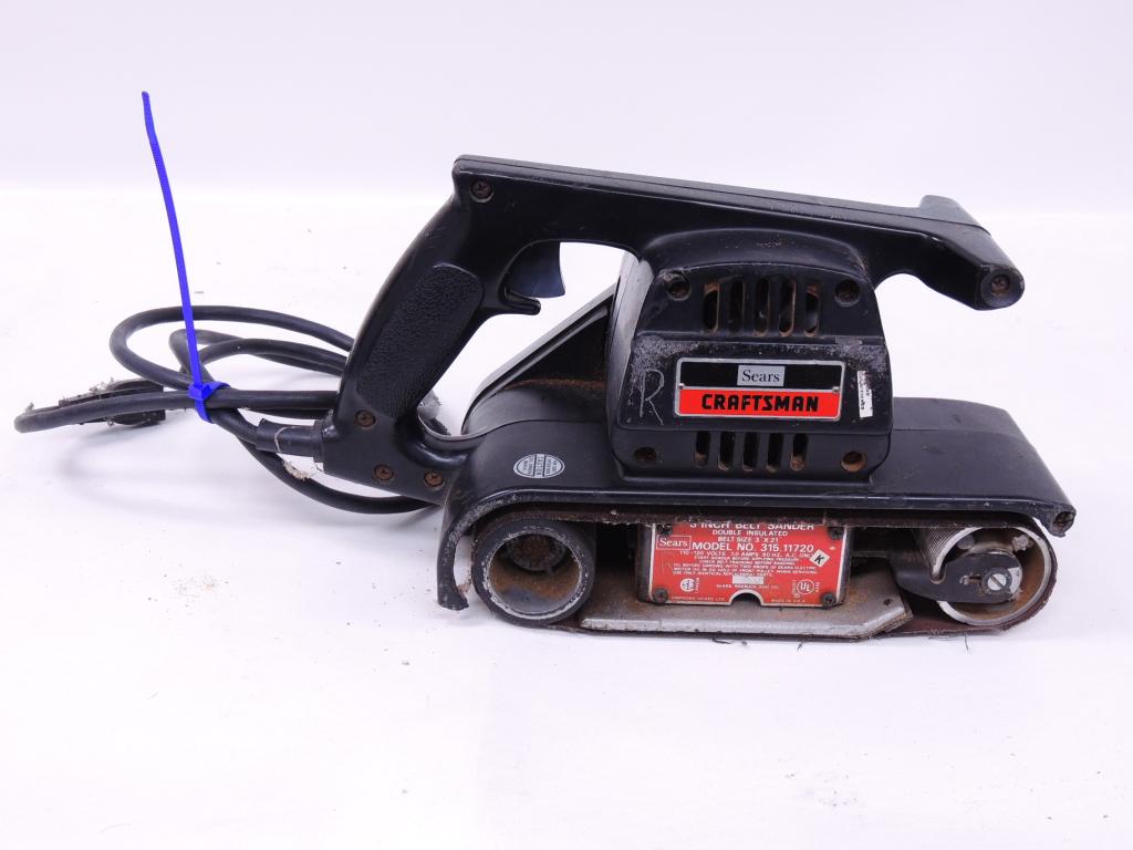 Craftsman Belt Sander: 3 inch belt sander. Works! Sears Model 315.11720. Local Pick up only. No Shipping available for this lot.