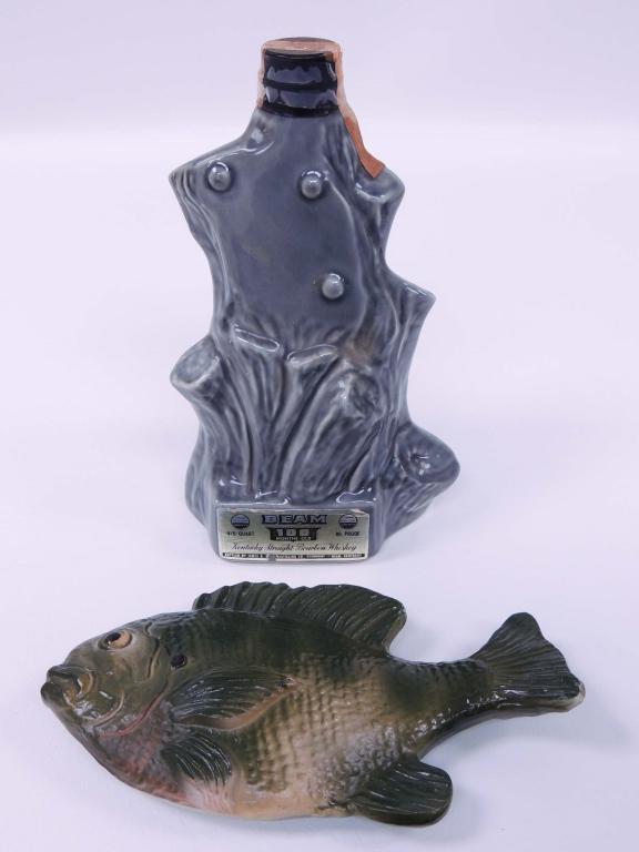 Jim Beam Nat'l Fresh Water Fishing Decanter: Jim Beam National Fresh Water Fishing Decanter, sealed, 100 month 4/5 quart, 86 proof. Fish is detached.