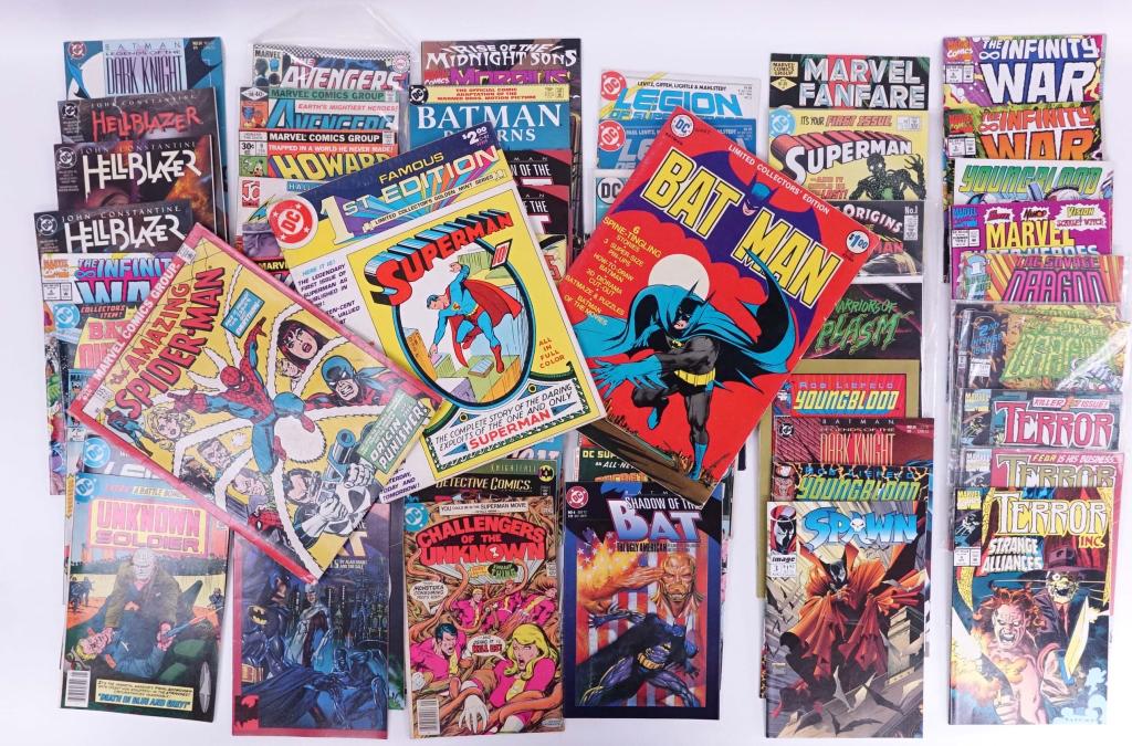 Comics: Modern superheroes (55+): 55+ comic books featuring more modern (1980-present) superheroes: Marvel, DC, Superman, The Avengers, Batman, etc