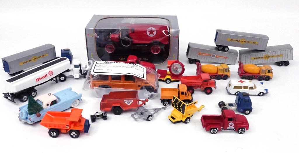 Die Cast Cars and Trucks: Includes Lesney Matchbox, Majorette, Tootsie and Corgi Jr.