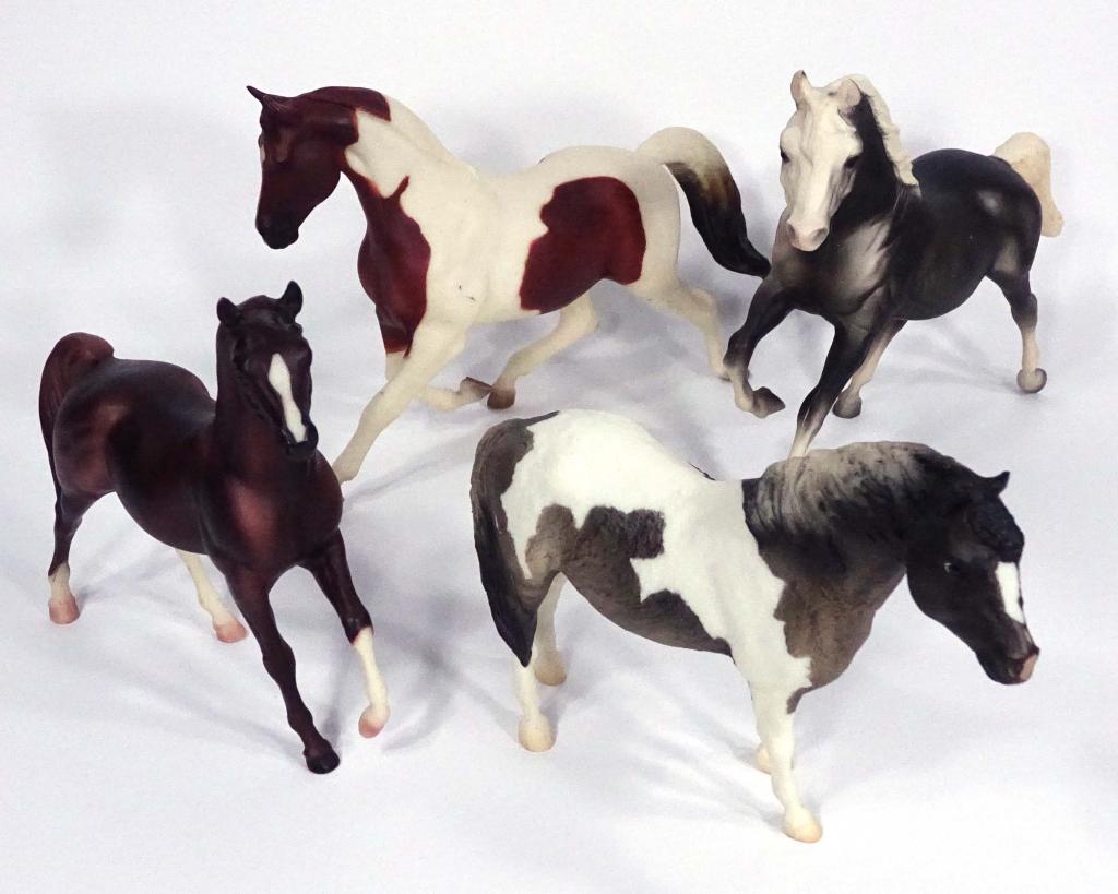 Breyer Horses (4) - Lot B (1 of 5)