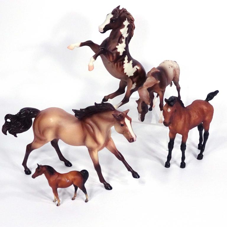 Breyer Horses (5) - Lot C (1 of 5)