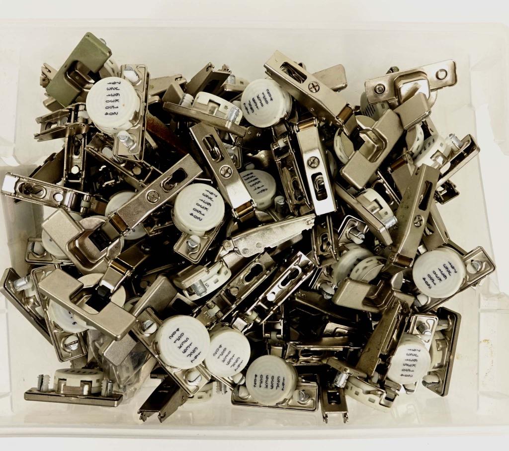 Salice Soft Closing Hinges: 40+. We think series 700. 110 degree opening positive angle. 7J6K12923350131004 Anticipated sale time for this lot: 7:45pm, CST.