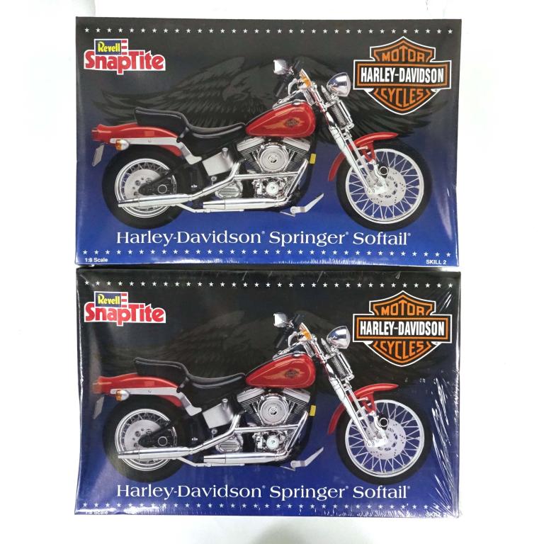 2 Vintage Revell Harley-Davidson Motorcycles: 2 Revell Snaptite Harley-Davidson Springer Softail, 1995. 1:8 scale. Made in the U.S.A.