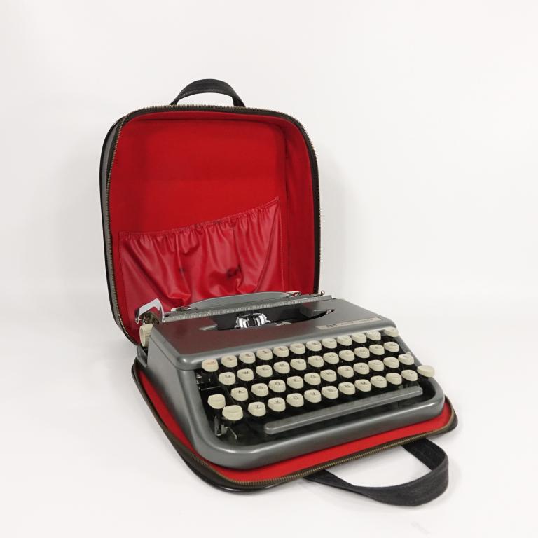Vintage Typewriter: Smith-Corona Skyriter: Vintage typewriter: Smith-Corona Skyriter.