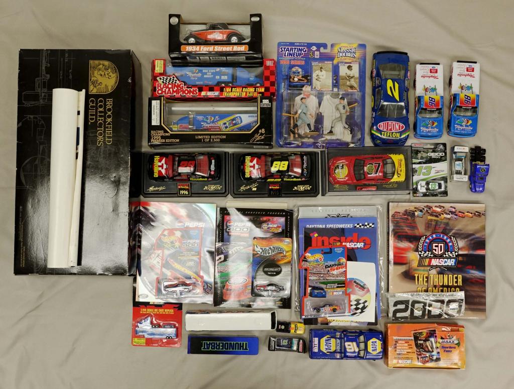 NASCAR Lot: 1999 Limited Edition Brooks & Dunn and Coors Light Crew Cab, Open Trailer and Stock Car. Made by Action. 1:24 scale. All in box. ***NASCAR trading cards in box, all open.*** Several die-cast model car