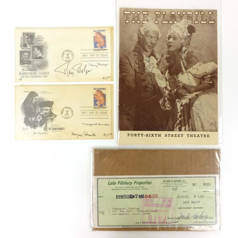 The Wizard of Oz Autographs: 1939 Playbill from the Forty-Sixth Street Theater for the play "Du Barry Was a Lady", double signed by Ethel Merman and Bert Lahr, from the same year "Wizard of Oz" was released with Lahr as the Cowar
