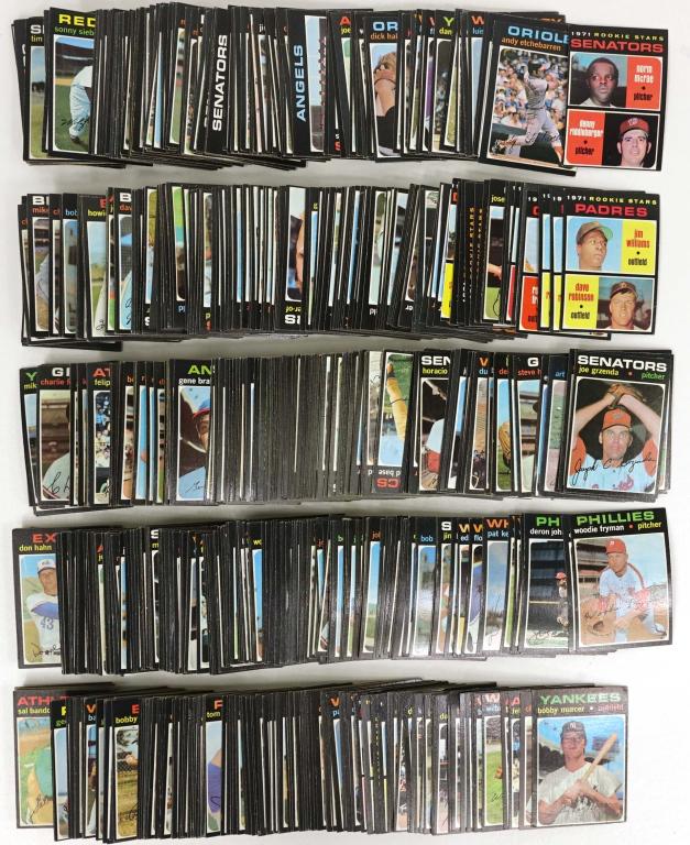 1971 Topps Baseball Cards: 700 cards.