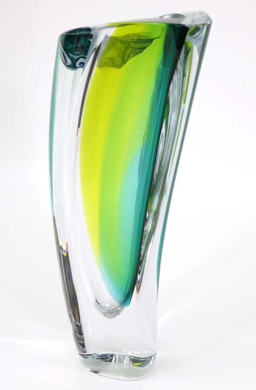 Goran Warff Signed Kosta Boda Swedish Art Glass: Goran Warff, blue-green 11" vase. # 7040539. Perfect condition - No visible chips, scratches or flea bites.