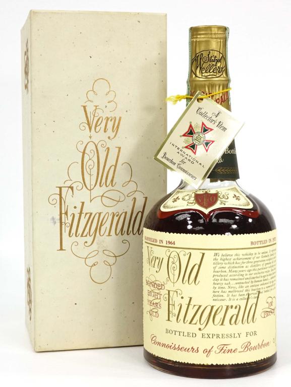 1972 Very Old Fitzgerald Bonded Whisky Bottle: IF YOU MAY NEED SHIPPING YOU MUST SPEAK WITH IAN BEFORE BIDDING ON BOTTLES. 1964/1972 Very Old Fitzgerald. Stitzel Weller Distillery. Full sealed fill level. With box. 100 proof, 8 year, 4/5 quart. Bo