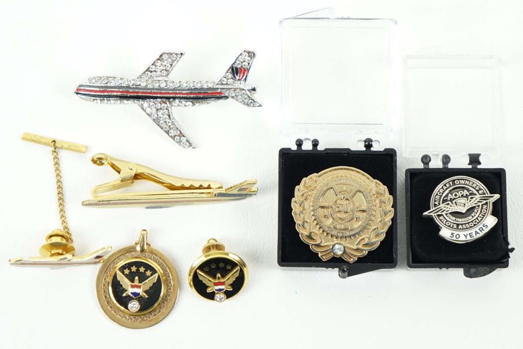 United Airlines Pilot's Jewelry: Includes: gold-filled tie tack + pendant with diamonds and a AOPA 50 year pin.