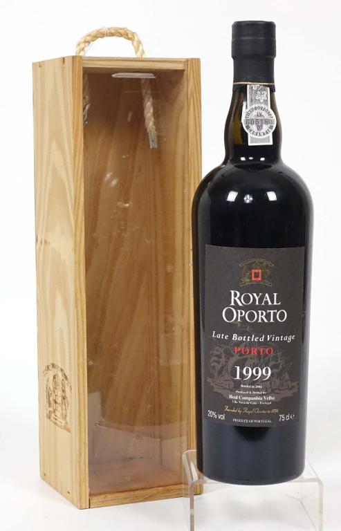 1999 Royal Oporto Port: ** IF YOU MAY NEED SHIPPING, PLEASE CALL US BEFORE BIDDING ON BOTTLES. 847-625-0555. ** 1999 Royal Oporto Port: 20%, 75cl and full/sealed with box.