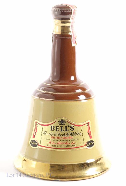 Bell's Scotch Decanter: **IF YOU MAY NEED SHIPPING, PLEASE CALL US AND SPEAK WITH IAN BEFORE BIDDING ON BOTTLES. 847-625-0555.** Sealed, 3 lb. 86 proof, 4/5 quart.