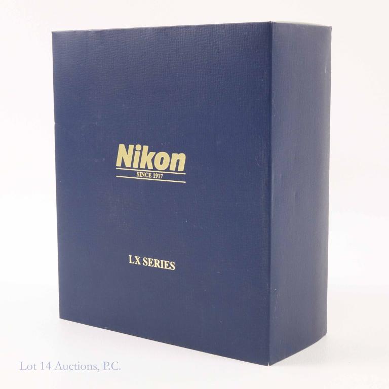 Nikon Binocular: Nikon 10 x 32 HG DCF LX Series Binocular. Unused but not sealed.