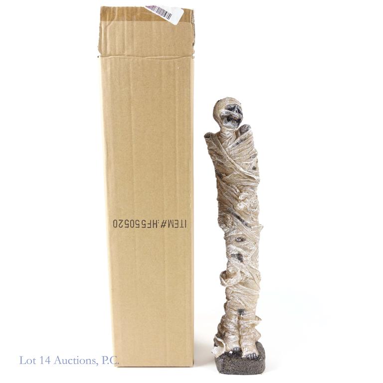 Mummy Statue (NOS): Design Toscano Tall Mummy Standing. 17 3/4" tall.