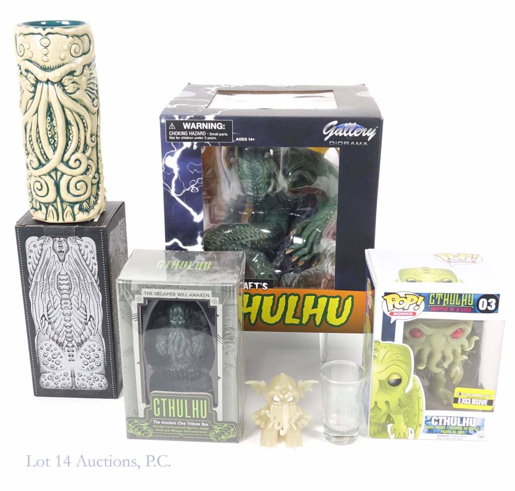 Cthulhu Funko Pop, Figures & Carafe Lot: Cthulhu the Ancient One Tribute box - figure, display stand, illustrated book (sealed). Funko Pop Cthulhu (sealed). Funko Pop Cthulhu - miniature. Carafe of Cthulhu by William Stout 2017 (in original 