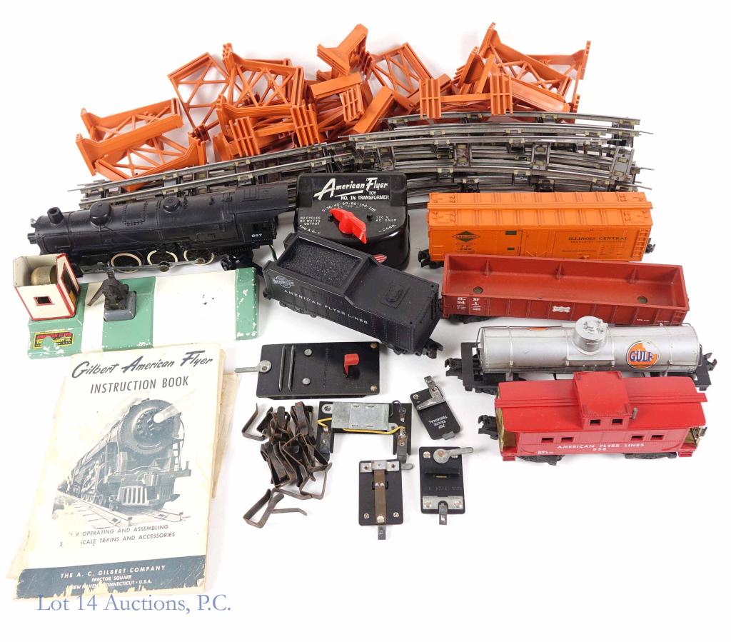 1954 "S" Scale Gilbert Freight Train Set: 1954 "S" scale Gilbert freight train set. Includes locomotive, coal car, and 4 freight cars (exhibiting some damage).