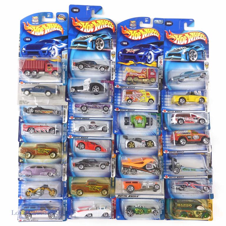 2000 / 2002 Hot Wheels Die Cast Cars NIP (30): (30) 2000/2002 Hot Wheels NIP.