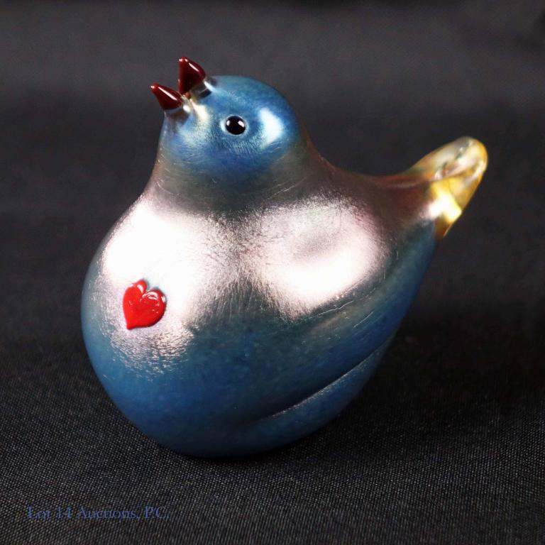 Orient and Flume Art Glass Bird Heart Paperweight: Excellent condition. Signed and numbered underneath.