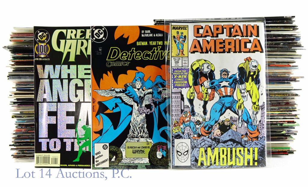 Justice League Comics Lot (C) (33lbs+): Justice League Comics Lot (C) (33lbs+). Features issues of Batman Robin Catwoman Superman Green Arrow & More! This is a massive assortment of DC (DCU) comics most likely in the (100s).
